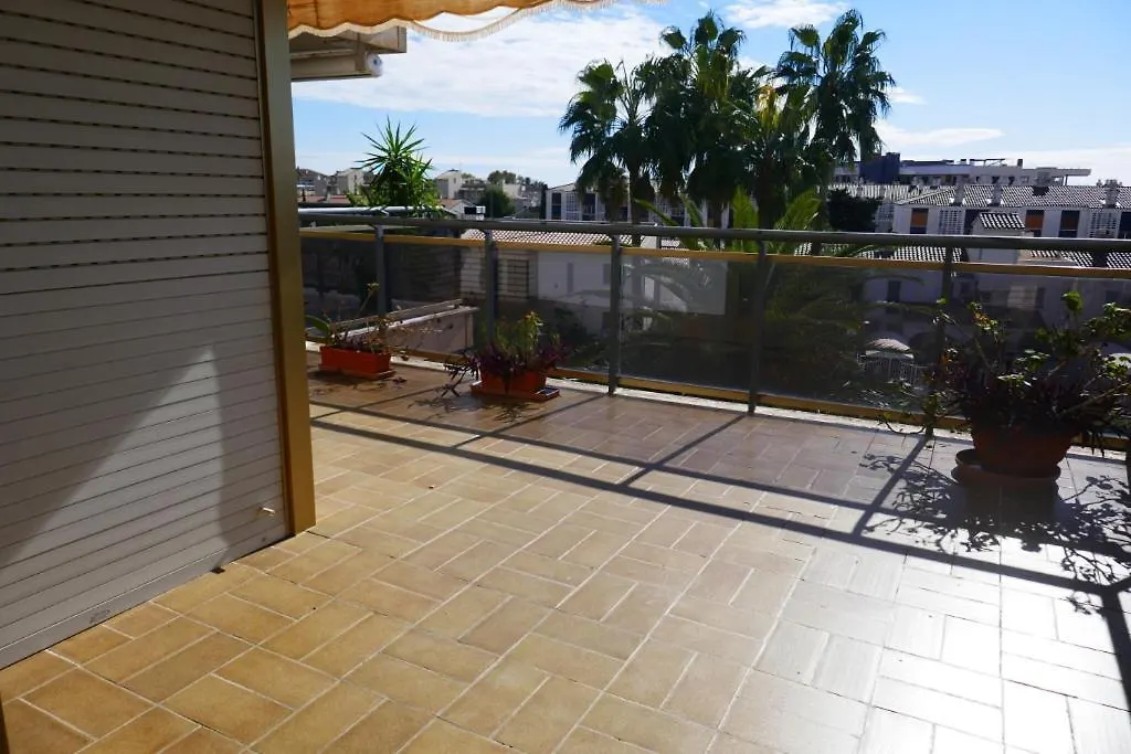 Plage Vue: Beachfront Retreat with Pool and City Access Cambrils 0*,  Spain