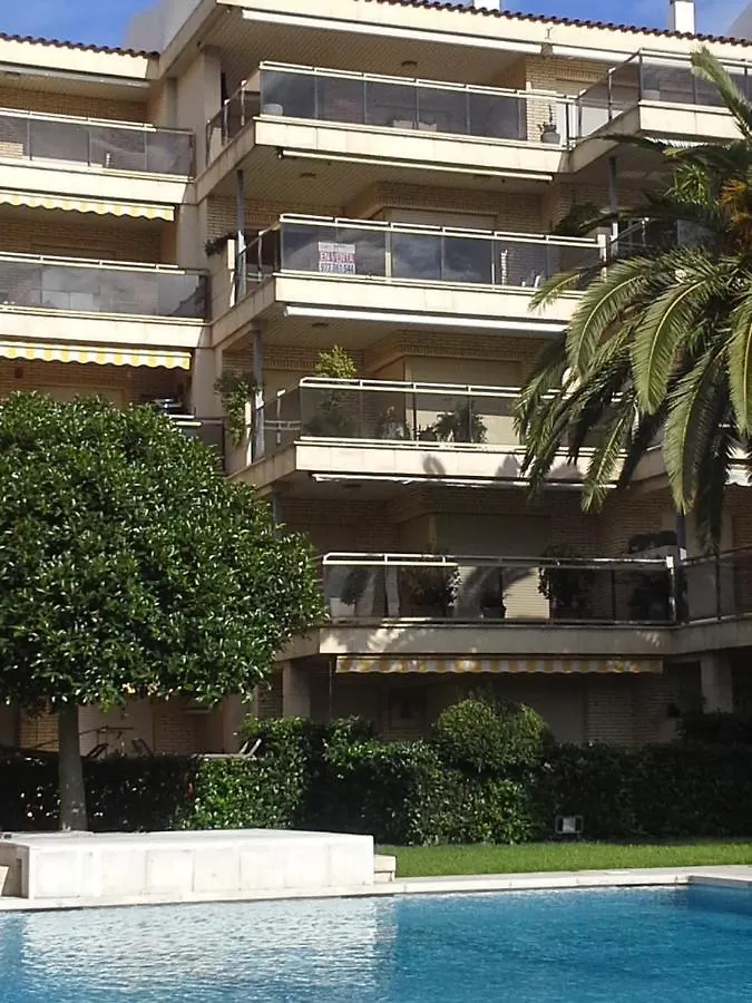 Appartement 50 M De La Plage! Proche Du Centre Ville! Piscine! Vue Sur Mer Et Montagnes! Wifi! 2 Velos A Disposition! Cambrils