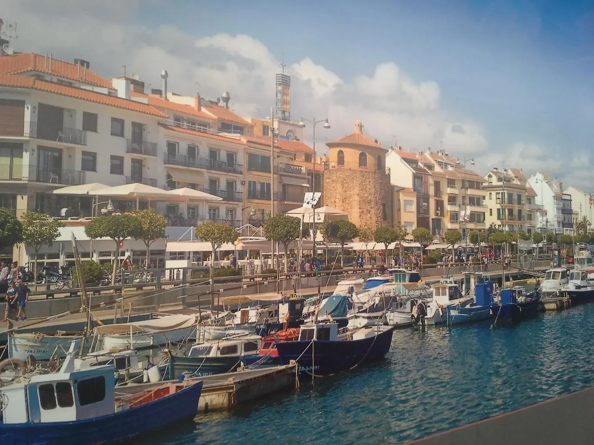 50 M De La Plage! Proche Du Centre Ville! Piscine! Vue Sur Mer Et Montagnes! Wifi! 2 Velos A Disposition! Cambrils